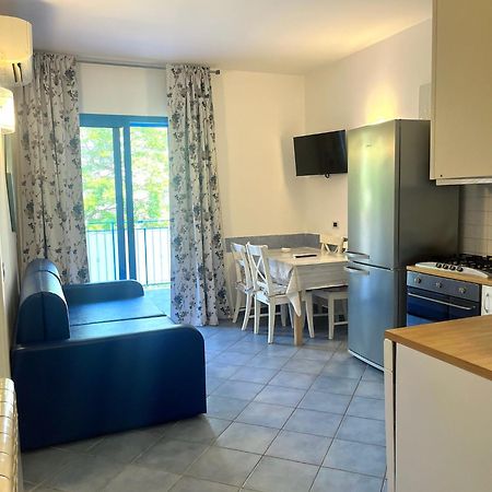 Residenza Le Spiagge Apartment Sperlonga Bagian luar foto